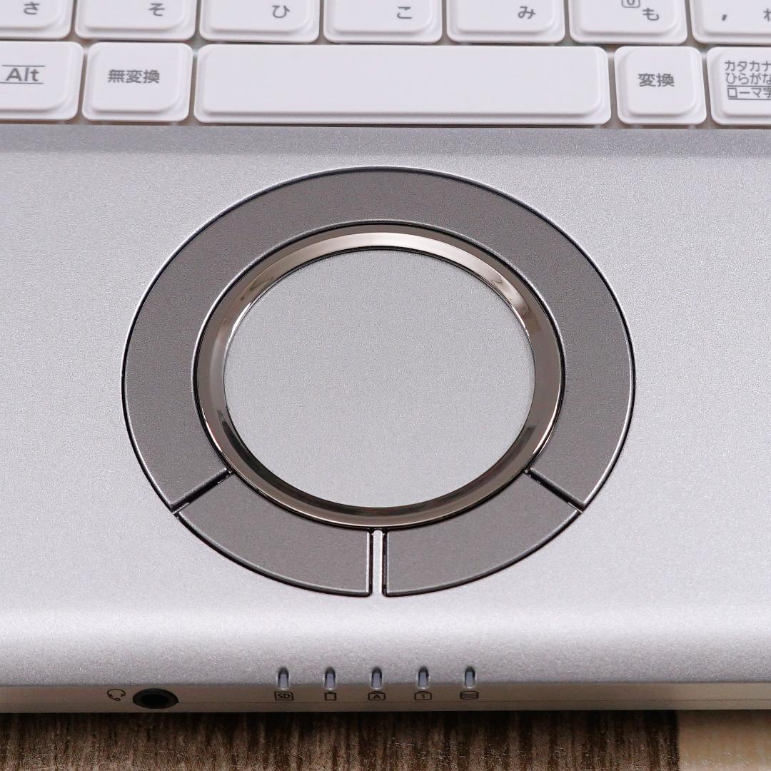 累積使用時間短い極美品✨１１世代コアｉ７に超高速ＳＳＤ５１２ＧＢ＆１６ＧＢメモリ