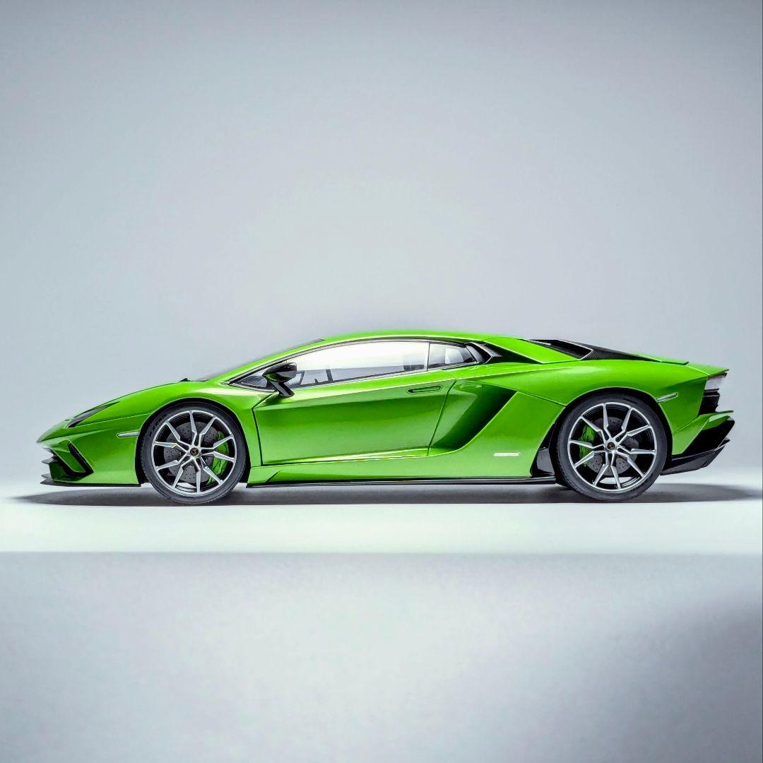 オートアート 1/18 ランボルギーニ アヴェンタドールS パールグリーン