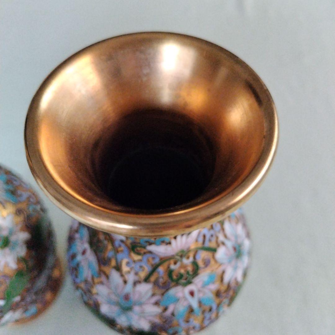 JINGFA エナメル塗装の花柄装飾花瓶（高さ約21cm）