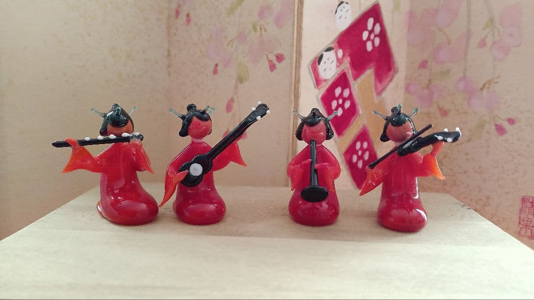 ベネチアングラス　ミニチュア　お囃子　オリエンタル　雛の時期にも