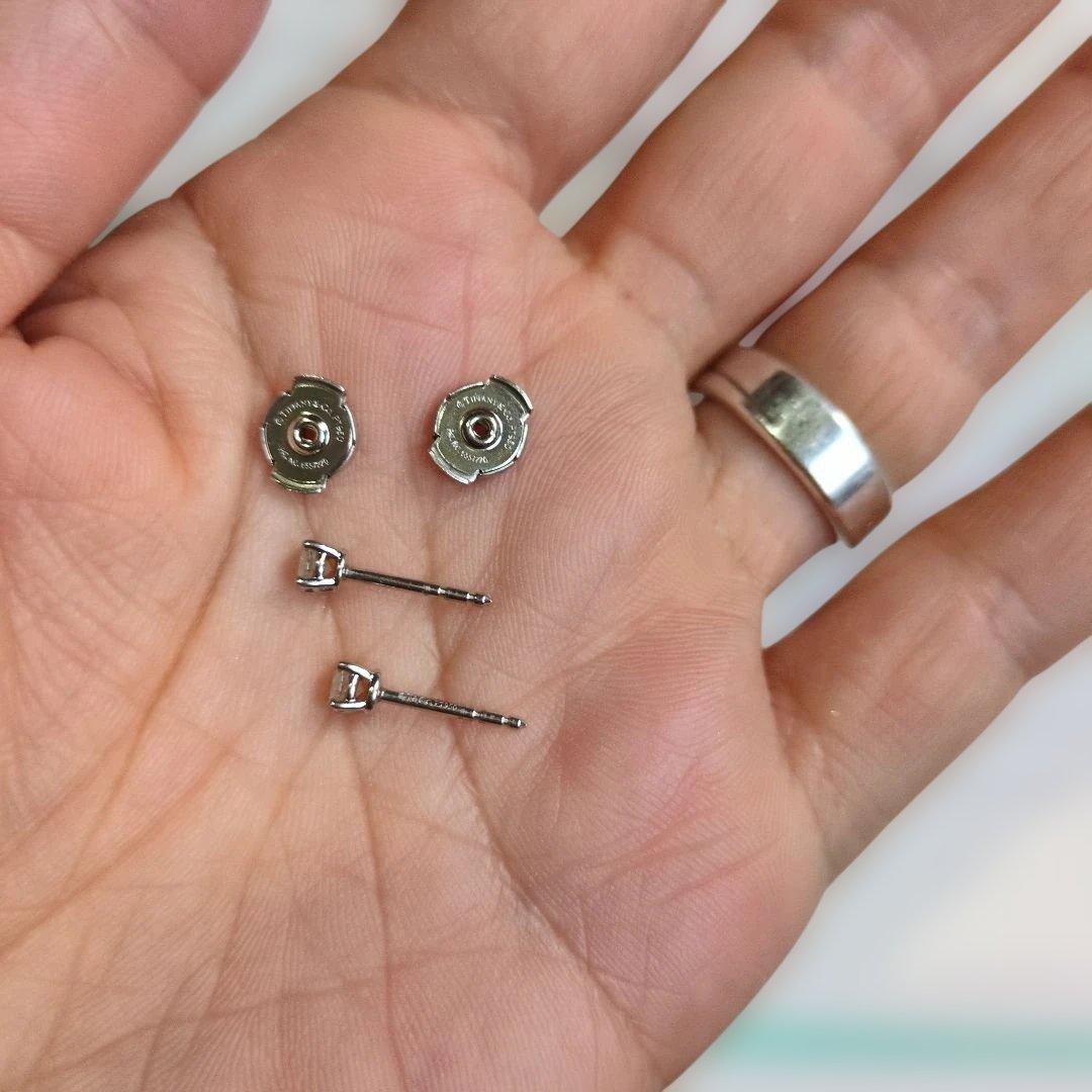 ティファニー ソリティアピアス 0.19ct×2 鑑定書 ディスクキャッチ