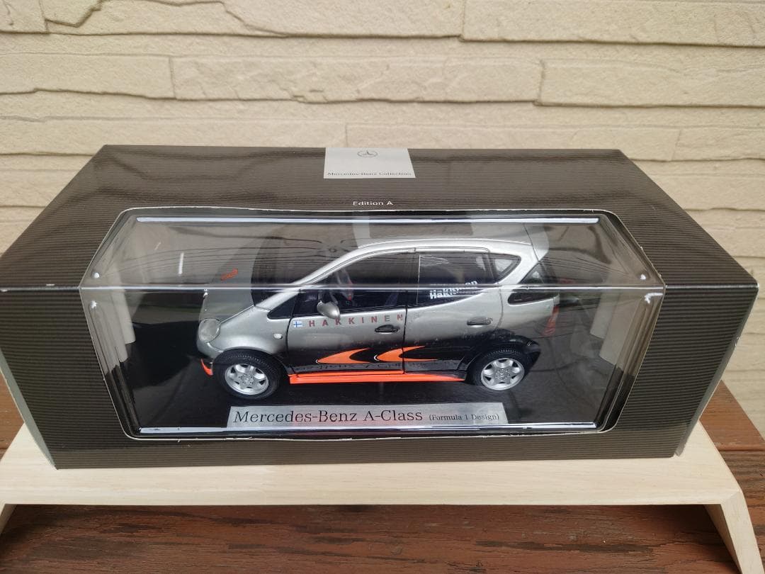 1/18 メルセデスベンツコレクション A クラス(フォーミュラ1デザイン)