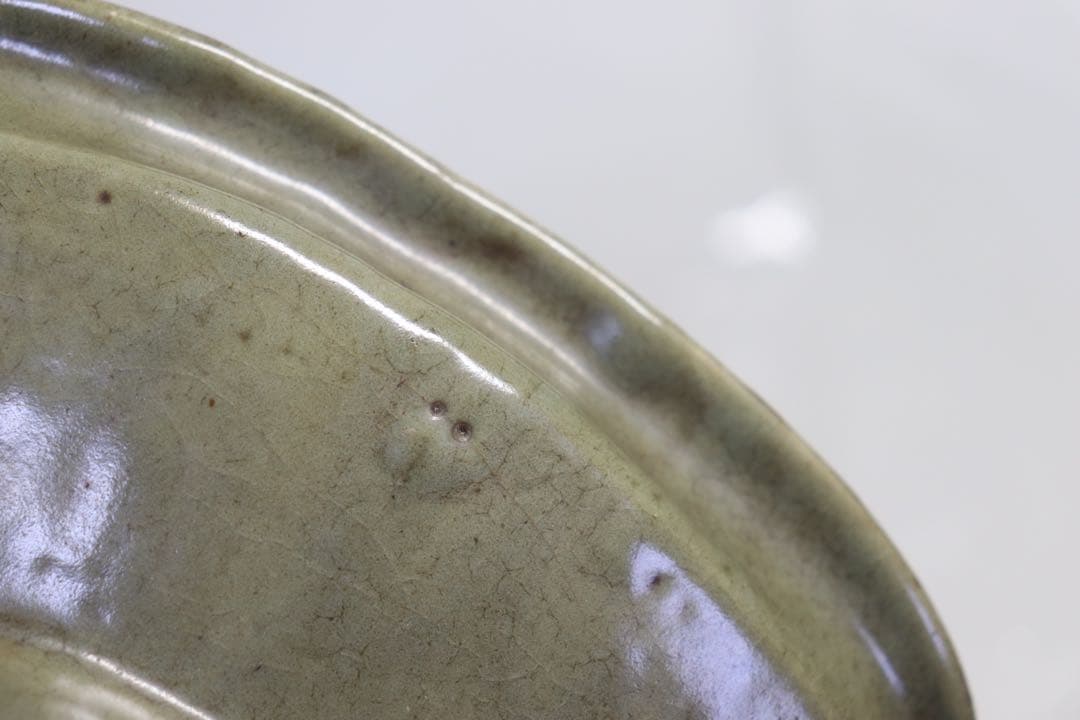 青磁　牡丹紋倭角皿　竜泉窯　送料込み1212