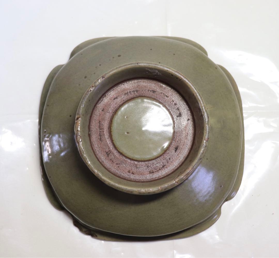 青磁　牡丹紋倭角皿　竜泉窯　送料込み1212