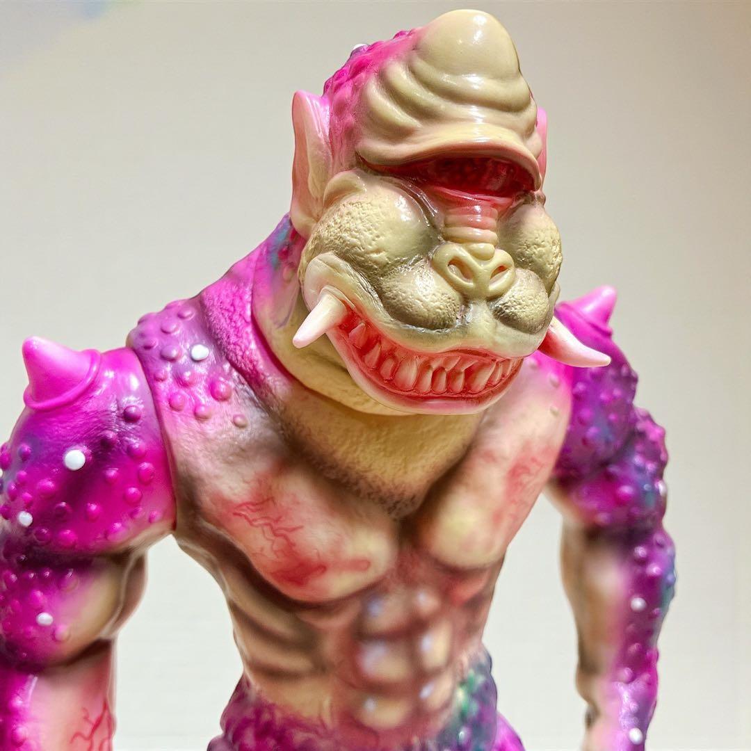 珍カラー 幻獣ガエザル シカルナ工房 ソフビ フィギュア 一つ目