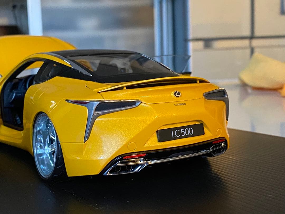 LC500 1/18 ディスプレイモデル　23インチオリジナルカスタム