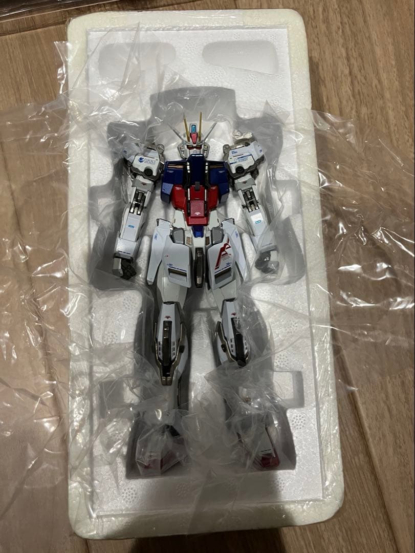 メタルビルド　エールストライクガンダム　ランチャー、ソードセット