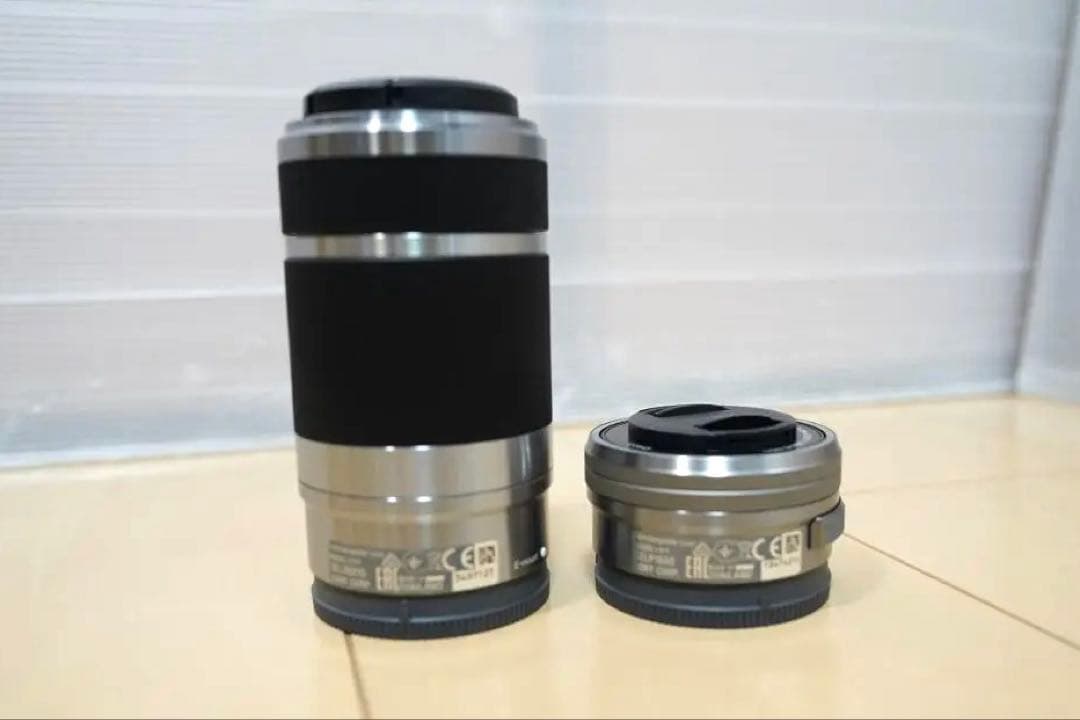 Sony 名機 NEX-6(中古)とダブルズームレンズキット(新品同様)