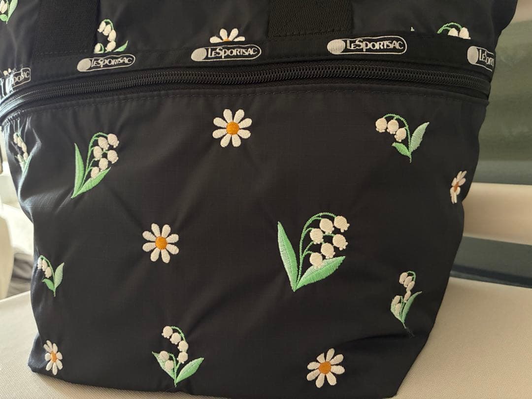 レスポートサック チェスティ トートバッグ 刺繍 花柄 ブラック