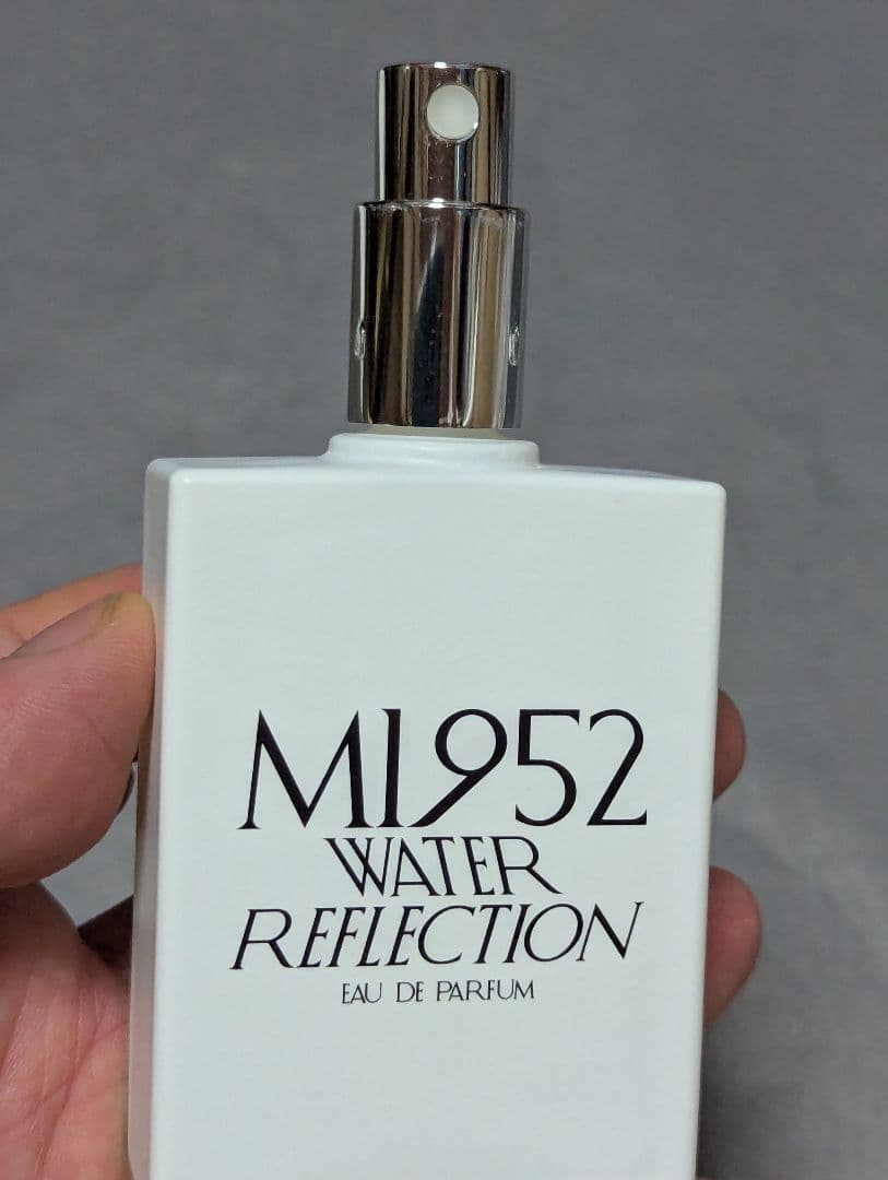 サウザンドカラーズM1952ウォーターリフレクションEDP 50ml