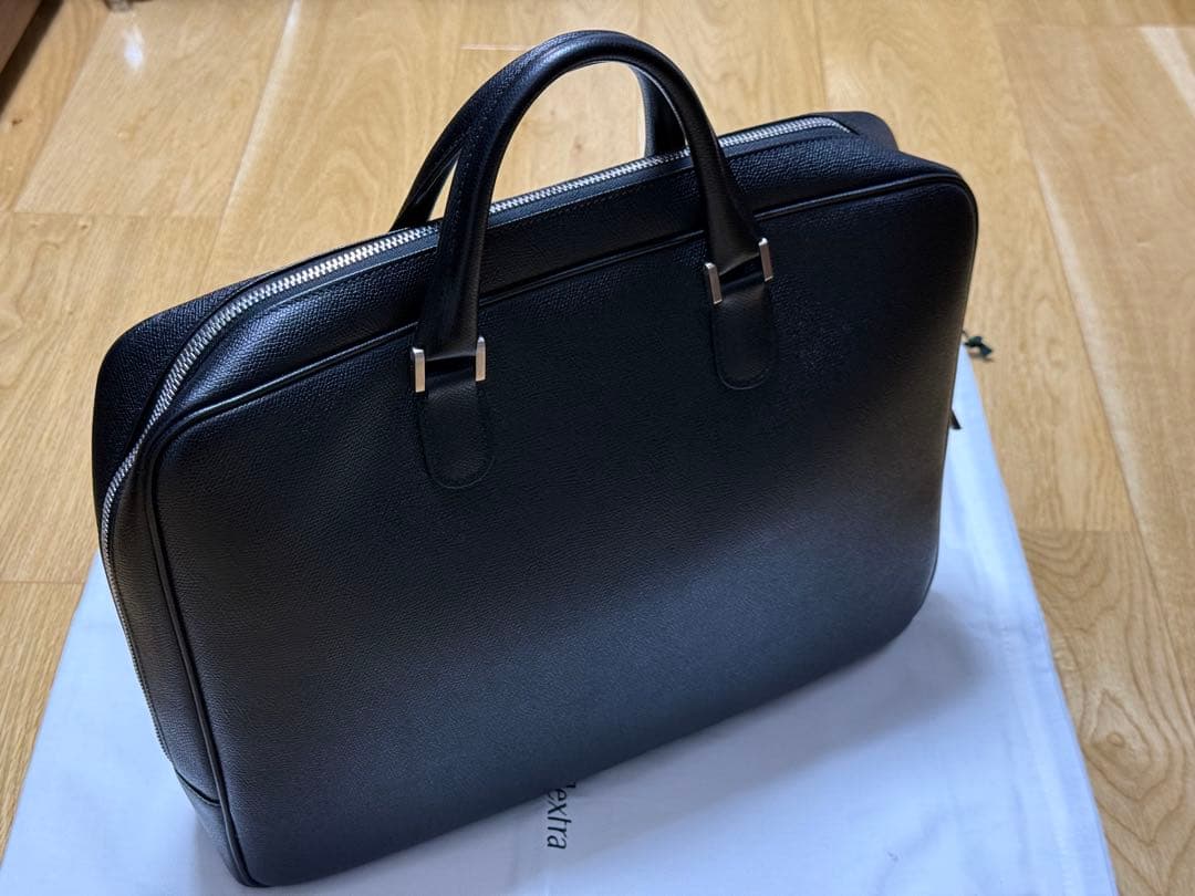 ヴァレクストラ ダブルハンドルブリーフケース ブラック