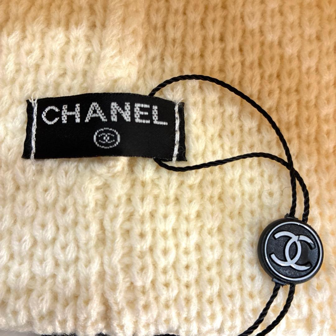 CHANELニット帽　海外正規品　白アイボリー