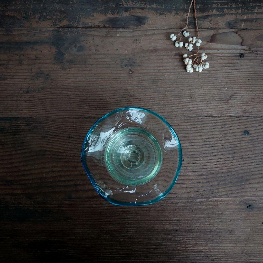 【ご成約】水色 花縁 碗形 氷コップとガラス匙、プレス皿 骨董の器 おまとめ