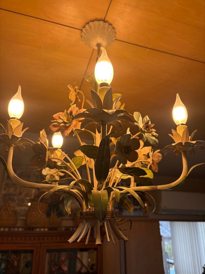 フランス　アンティーク　アイアン　フラワーモチーフ 5灯シャンデリア