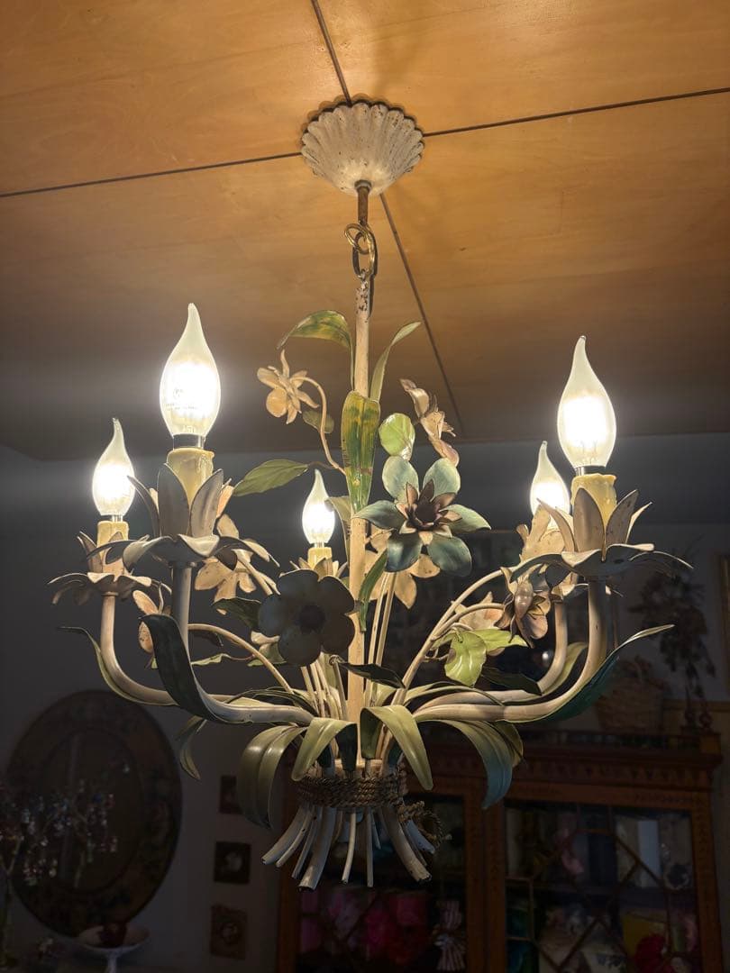 フランス　アンティーク　アイアン　フラワーモチーフ 5灯シャンデリア