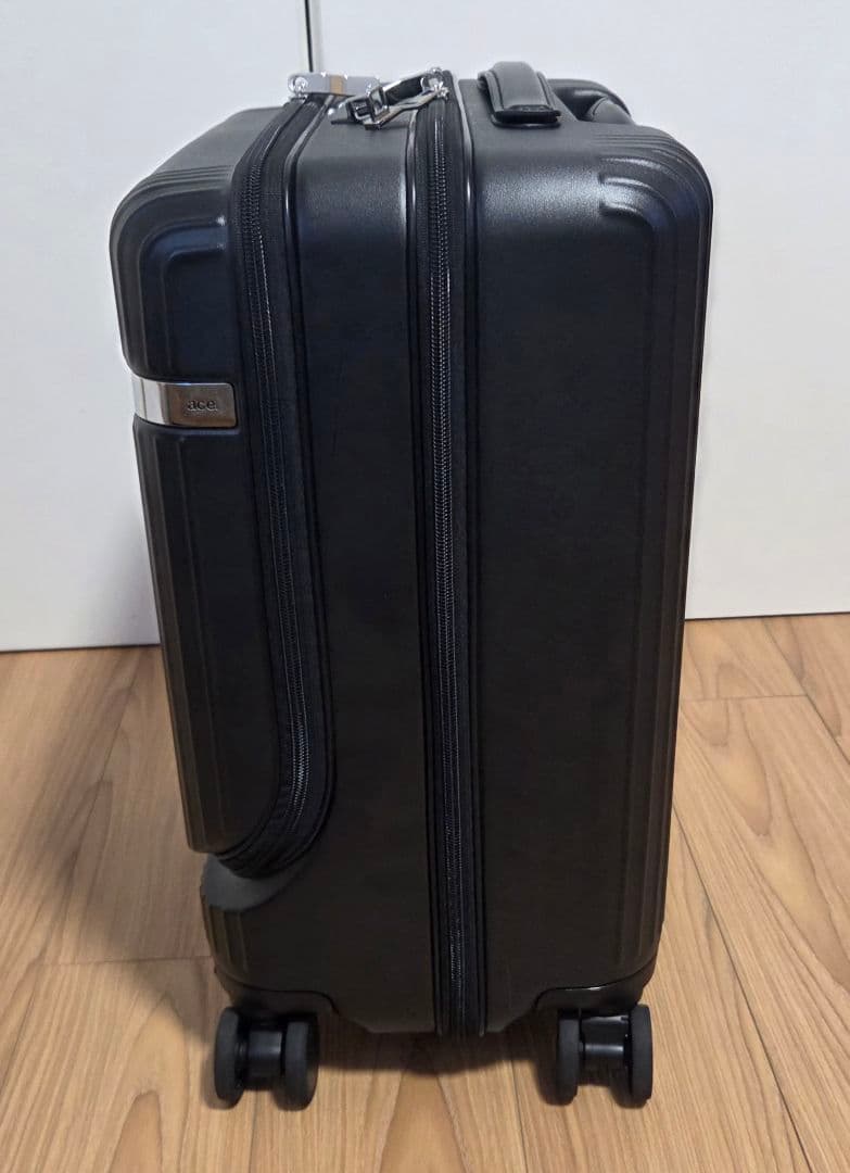 ace.TOKYO ブラックキャリーケース 4輪 機内持ち込み可　40L