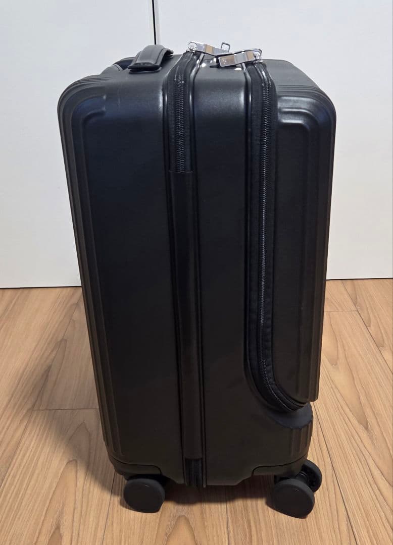 ace.TOKYO ブラックキャリーケース 4輪 機内持ち込み可　40L