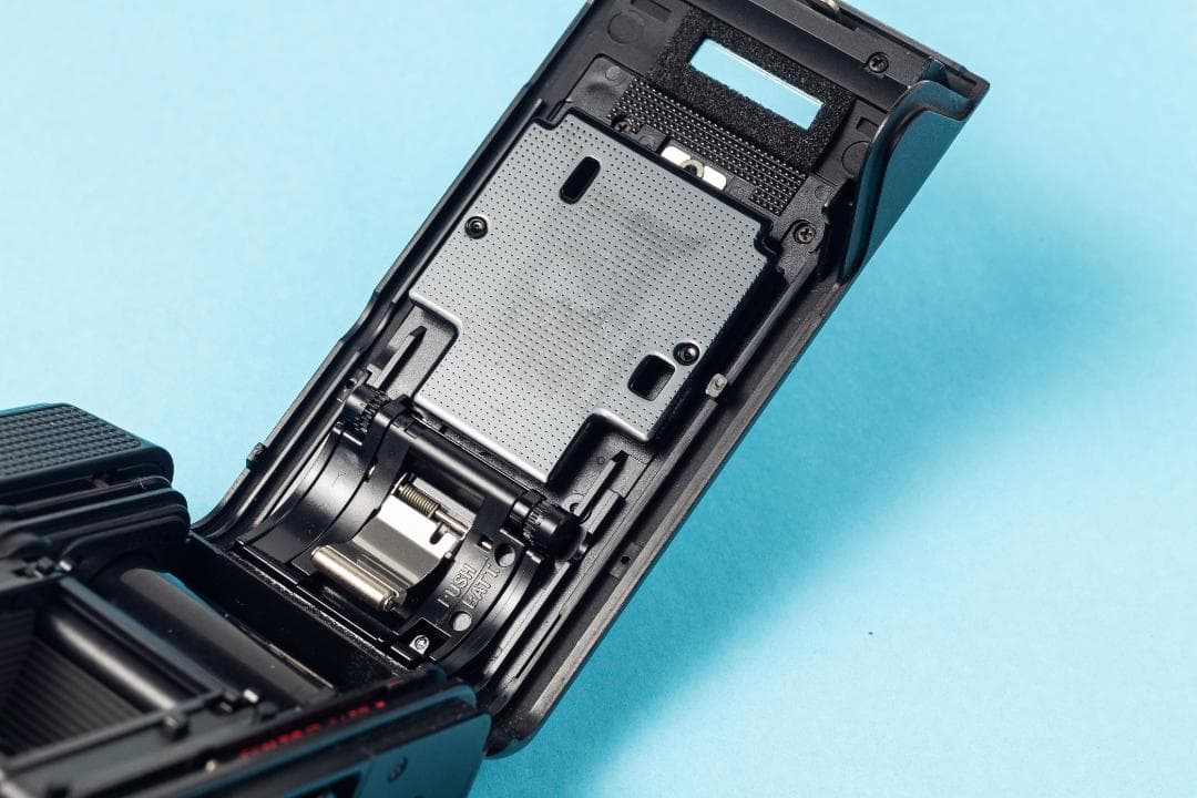 [#623] ニコン Nikon L35AD2 フィルムカメラ