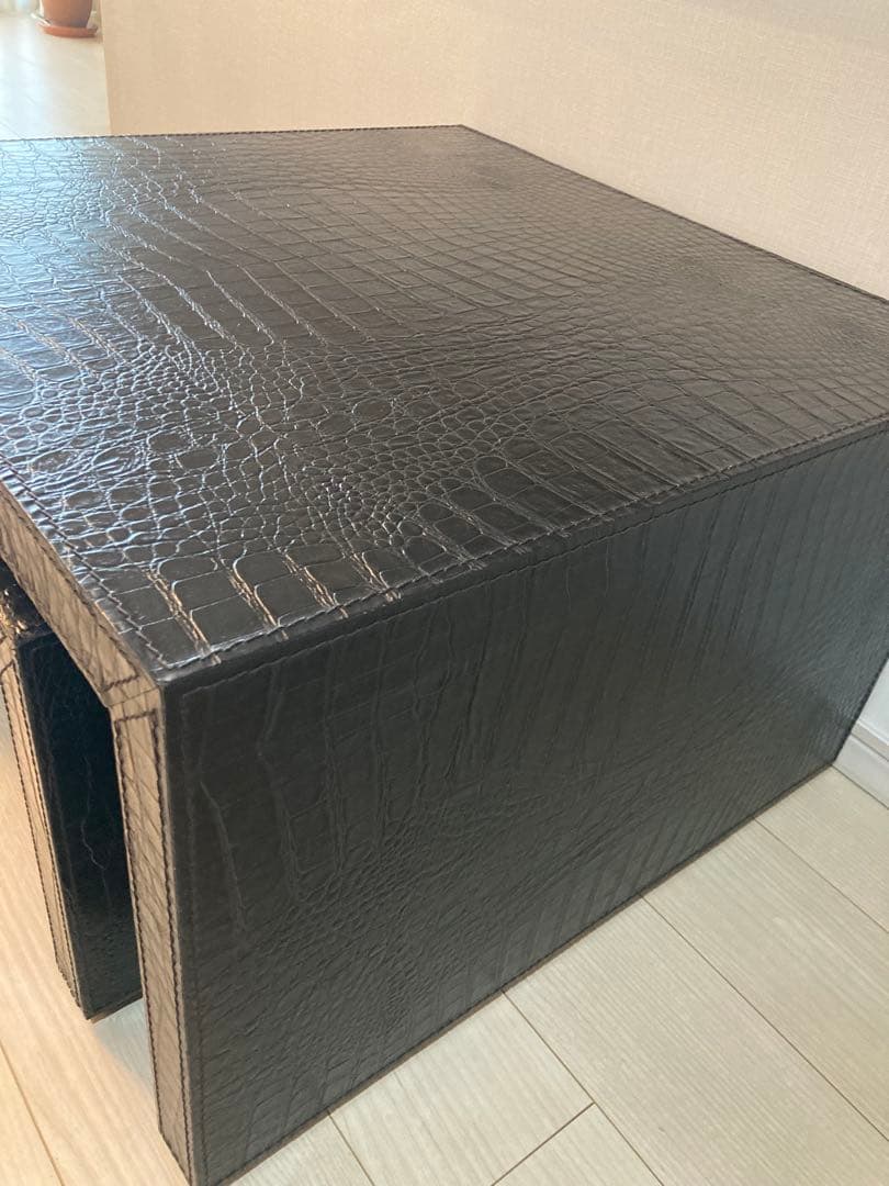 え*む様 FENDI CASA クロコダイルテクスチャ サイドテーブル