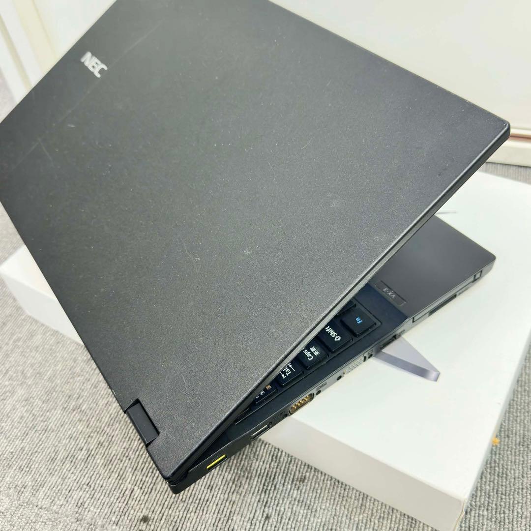 NEC ノートパソコン｜i5-8350U｜8GB・512GB 15インチ