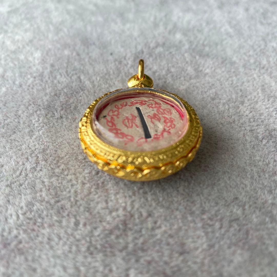 ※特別価格 プラクルアン サリカノック LPクーン師 金運 商売運 魅力 御守り