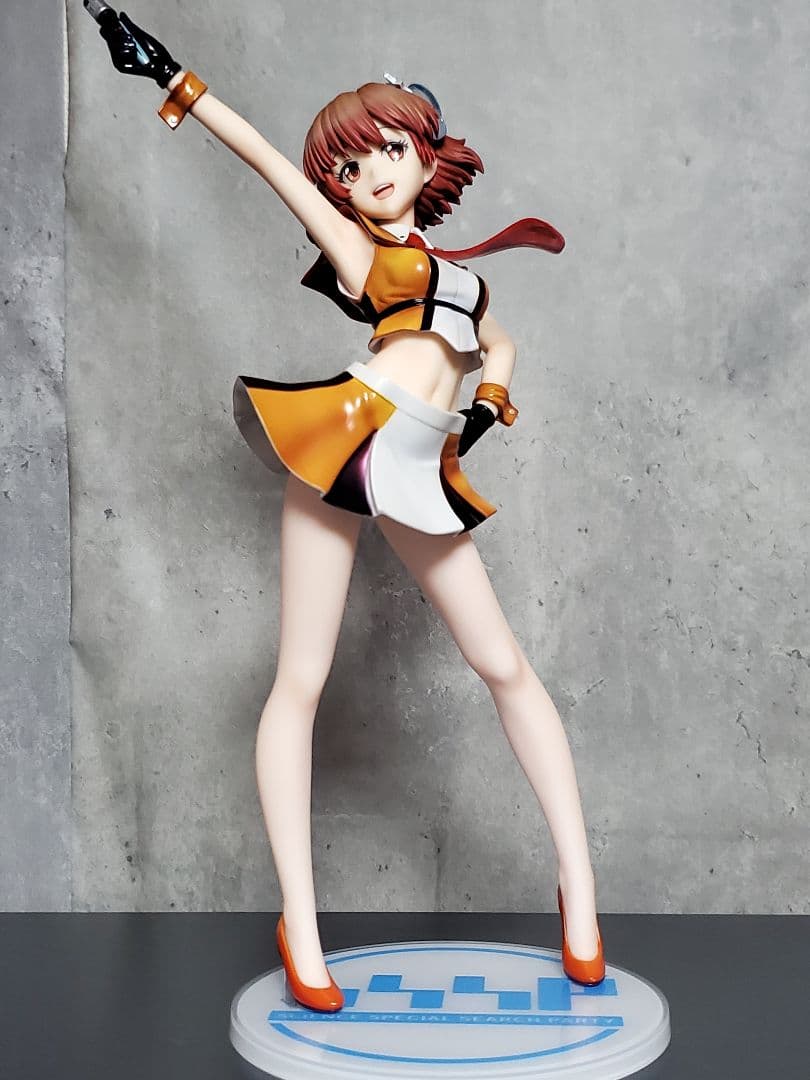 ultraman ウルトラマン 佐山レナ フィギュア キューズQ