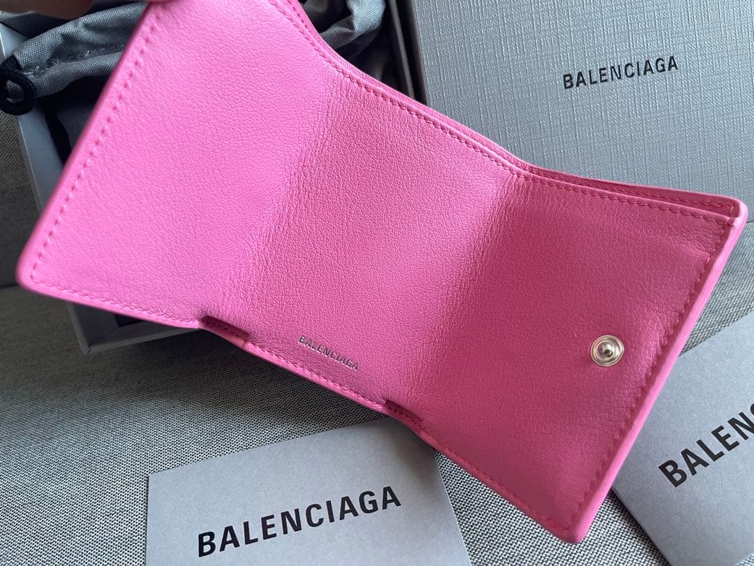 バレンシアガ⭐︎三つ折りウォレット⭐︎ピンク⭐︎ペーパーミニ⭐︎未使用新品/箱・化粧袋付