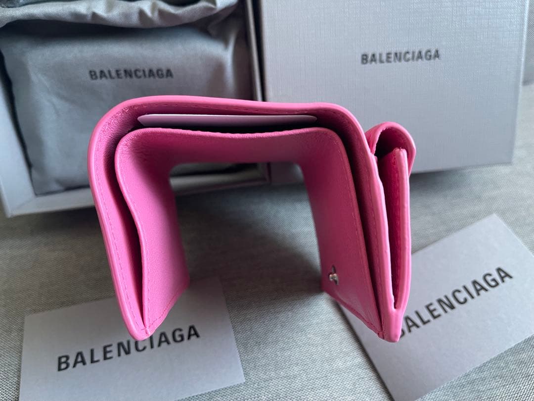 バレンシアガ⭐︎三つ折りウォレット⭐︎ピンク⭐︎ペーパーミニ⭐︎未使用新品/箱・化粧袋付