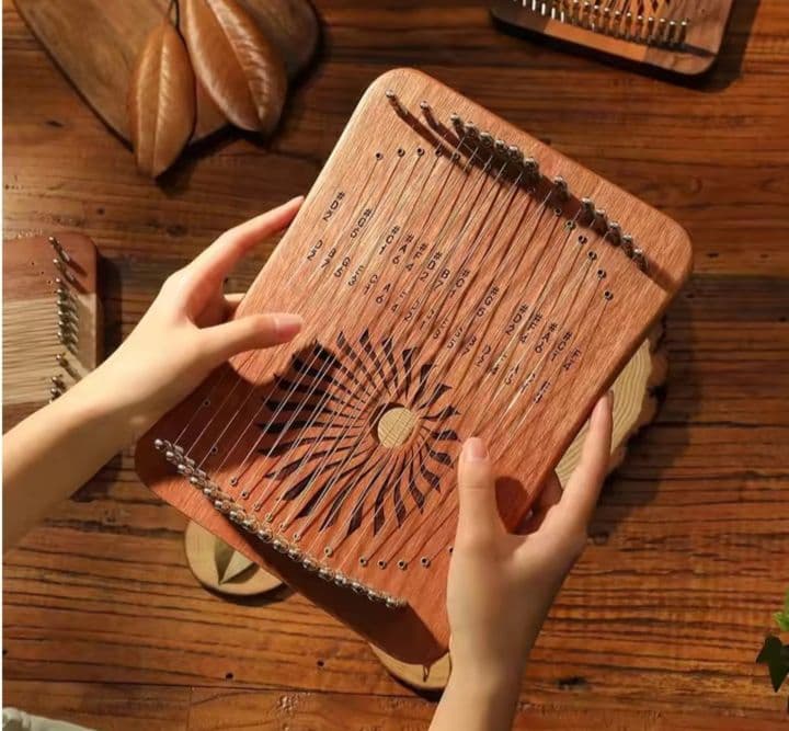 新品 ハーピカ 31弦 ポータブル ミニハープ harp 弦楽器 カリンバ