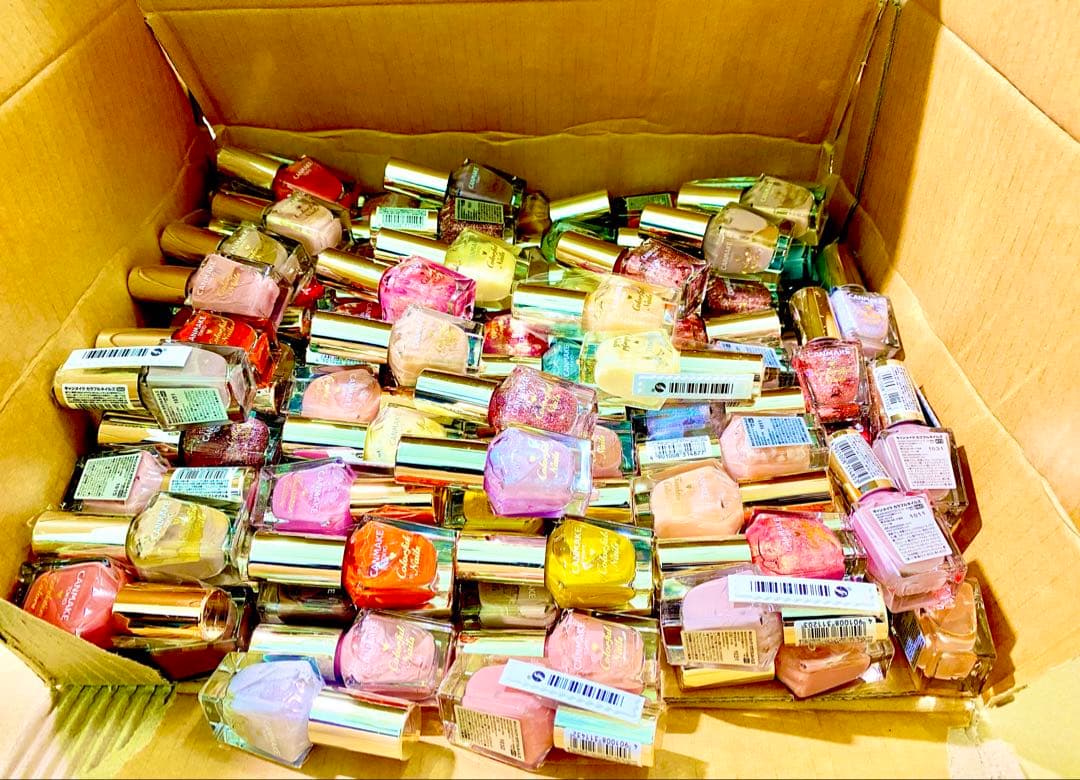 新品未開封110個 CANMAKE カラフルネイルズ x110個