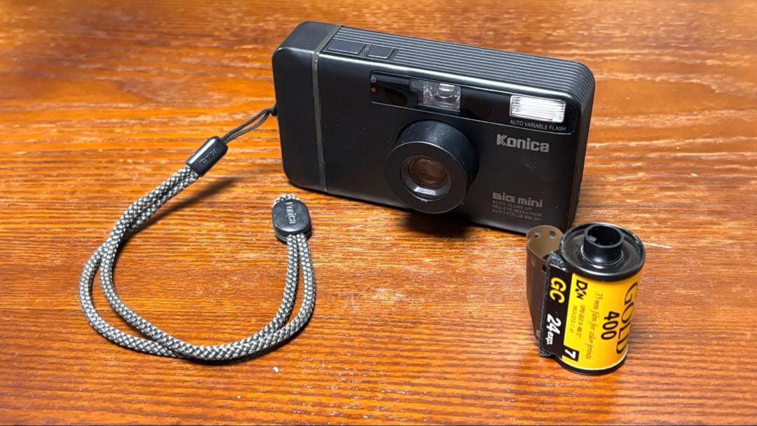 Konica Big Mini BM-301 フィルムカメラ 電池 フィルムつき