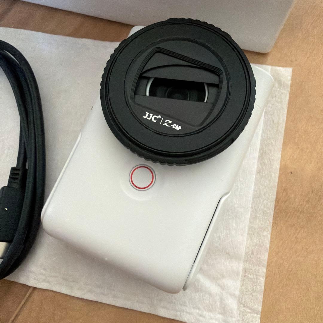 Canon パワーショット V10 ホワイト おまけ付き