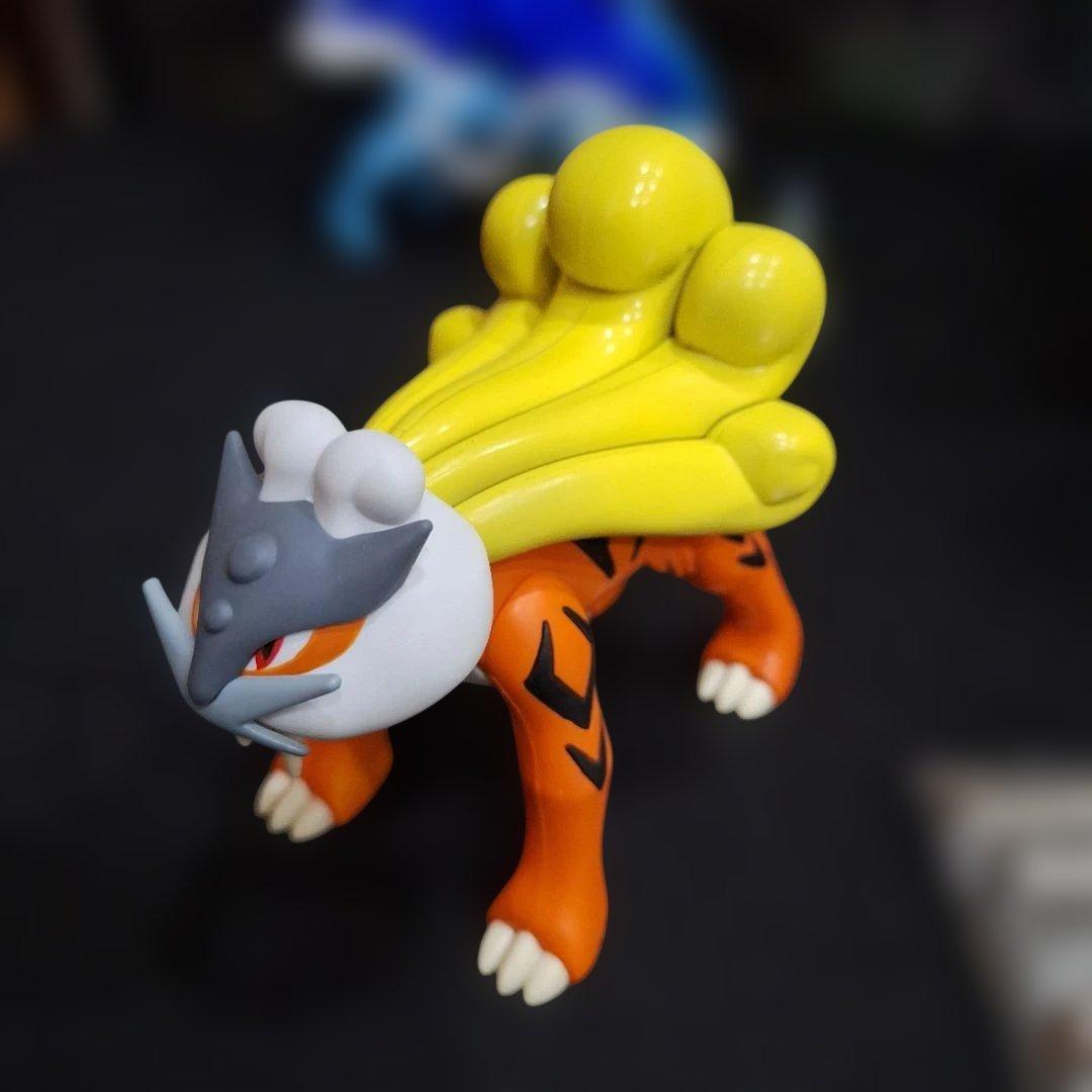 ポケモンセンター　メタルチャーム　フィギュア　色違い　まとめ