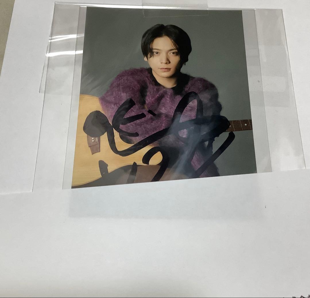 優里 直筆サイン入りブロマイド