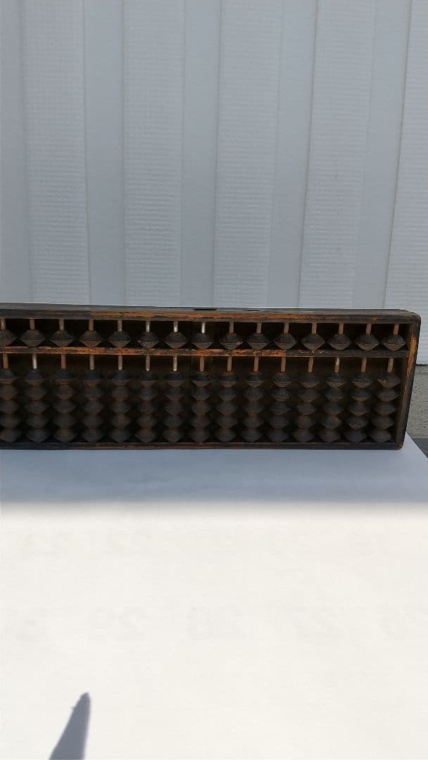 100年前の古いそろばん