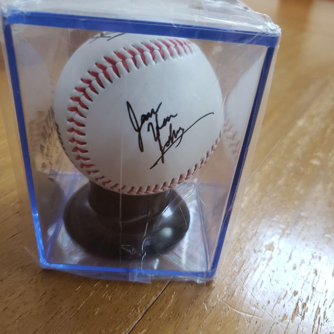 MAN WITH A MISSIONレプリカサインボール(1月末で取り下げ)