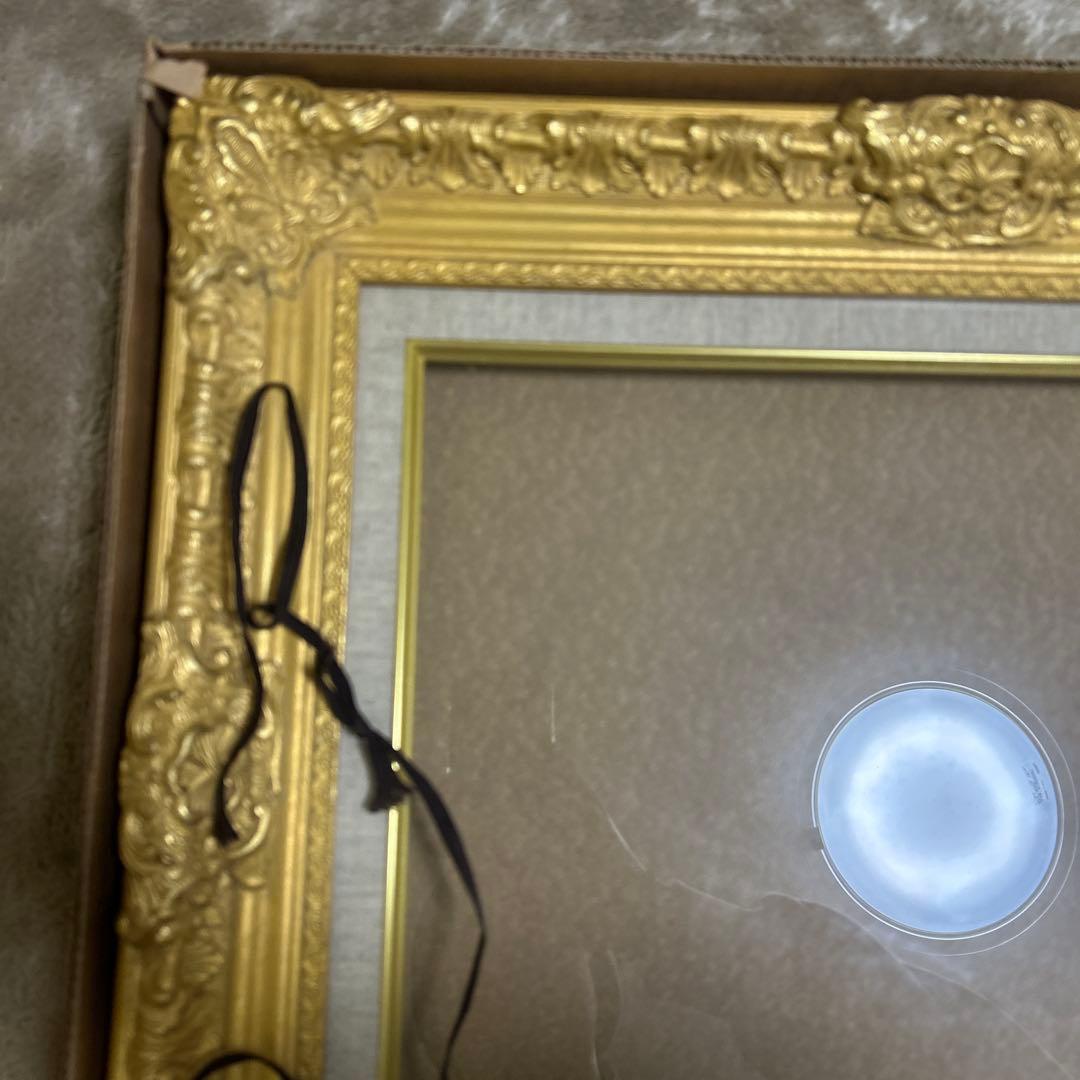 金色 装飾的な油彩額縁 大きめ 8号