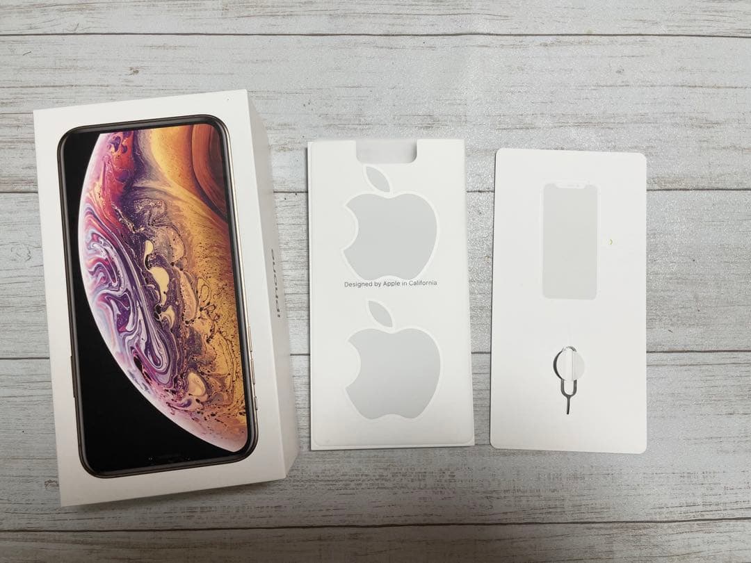 iPhone XS 64GB ゴールド SIMフリー バッテリー80%以上