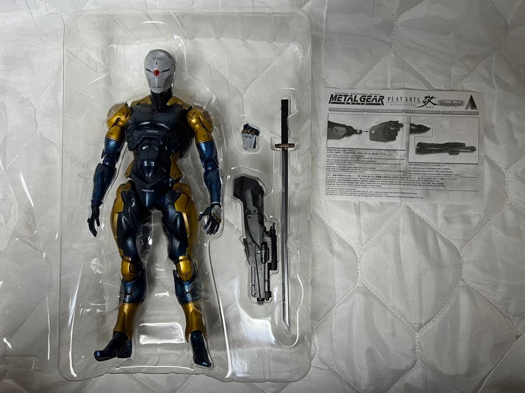 メタルギアソリッド PLAY ARTS改 フィギュア サイボーグ忍者