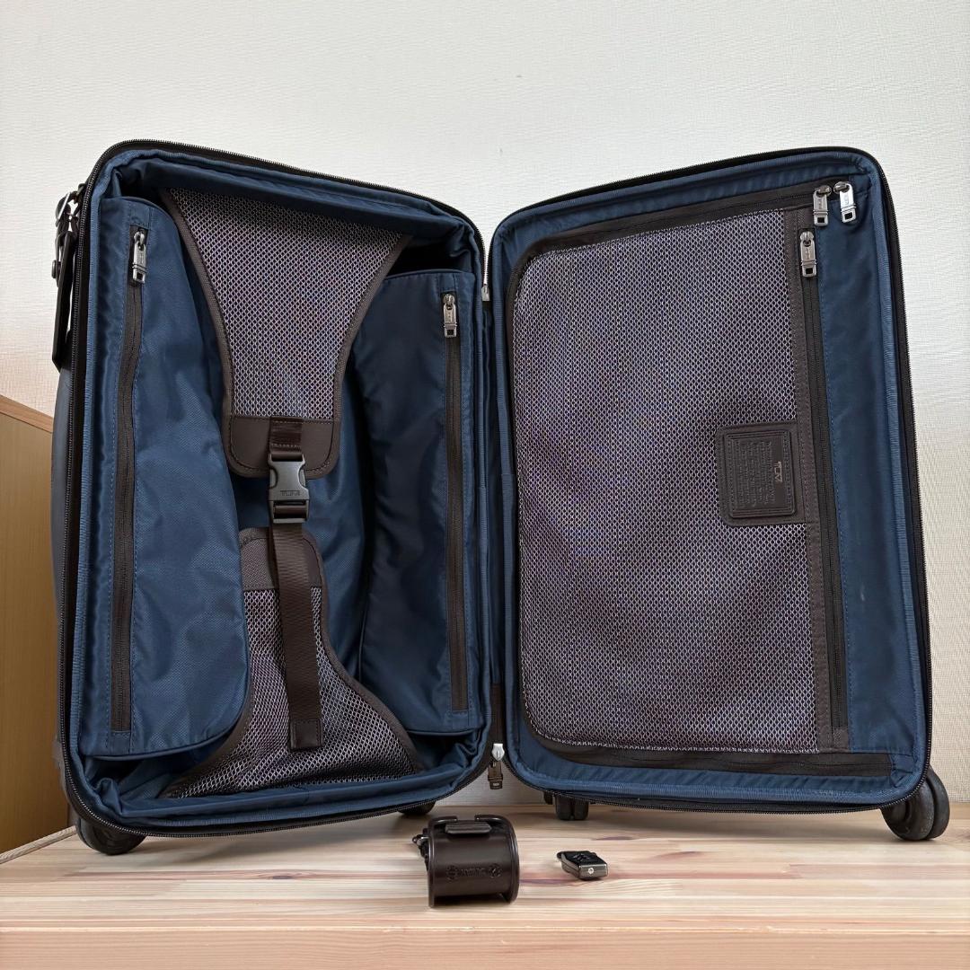 美品　TUMI Alpha 2 キャリーケース　キャリーバッグ　4輪　35L相当