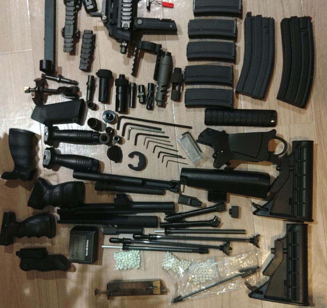 マルイ 電動 MP7A1 ジャンク 純正マガジン×6 多弾 ×6外装・光学等盛合