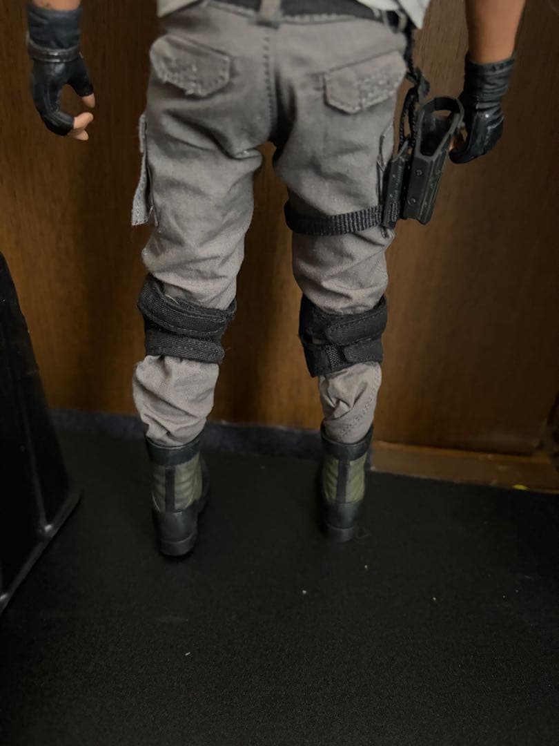 クリス・レッドフィールド　ホットトイズ　S.T.A.R.S. バイオハザード5