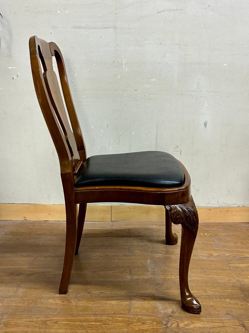 管445☆イギリス製☆Lloyd's Antiques☆クィーンアンチェアー