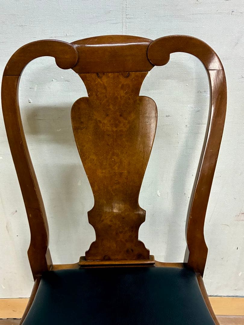 管445☆イギリス製☆Lloyd's Antiques☆クィーンアンチェアー