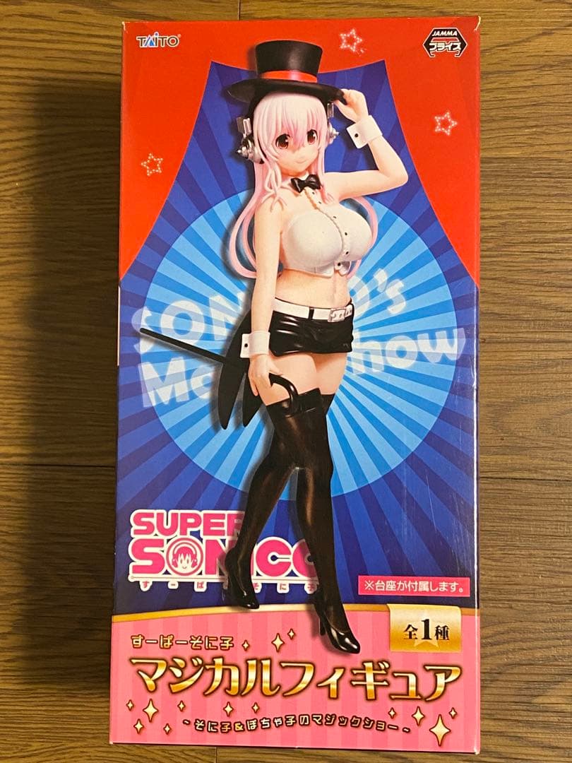 チャックスGP　GRG×すーぱーそに子　レースクイーンフィギュア　未開封