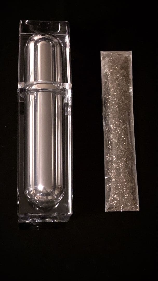 最高級な宇宙の隕石の粉ケース付き ⚜️✨　宇宙の流れ星の粉 ✨✨✨