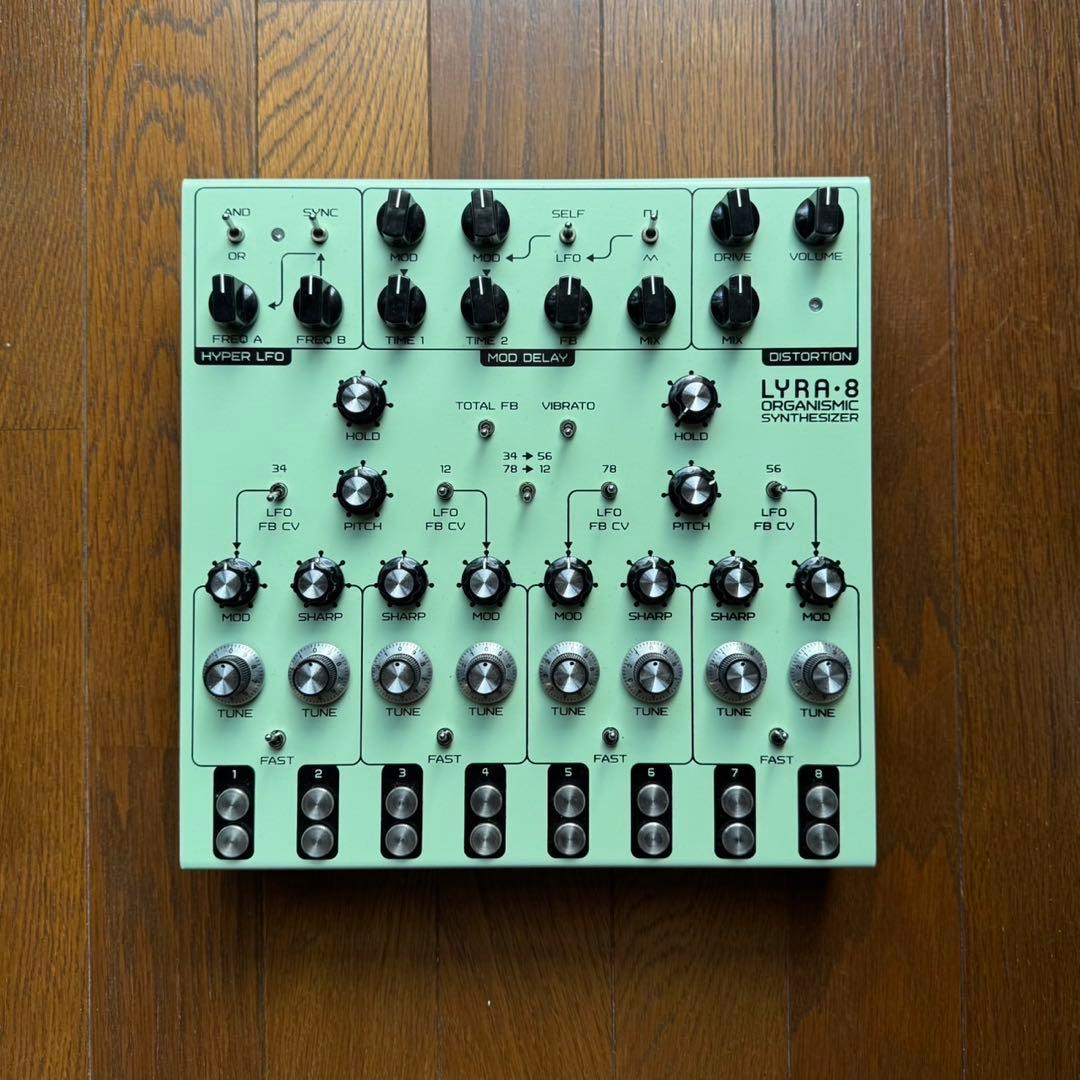 鍵盤楽器 SOMA / LYRA-8