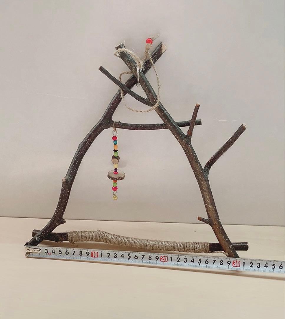 白樺小枝のブランコ♪