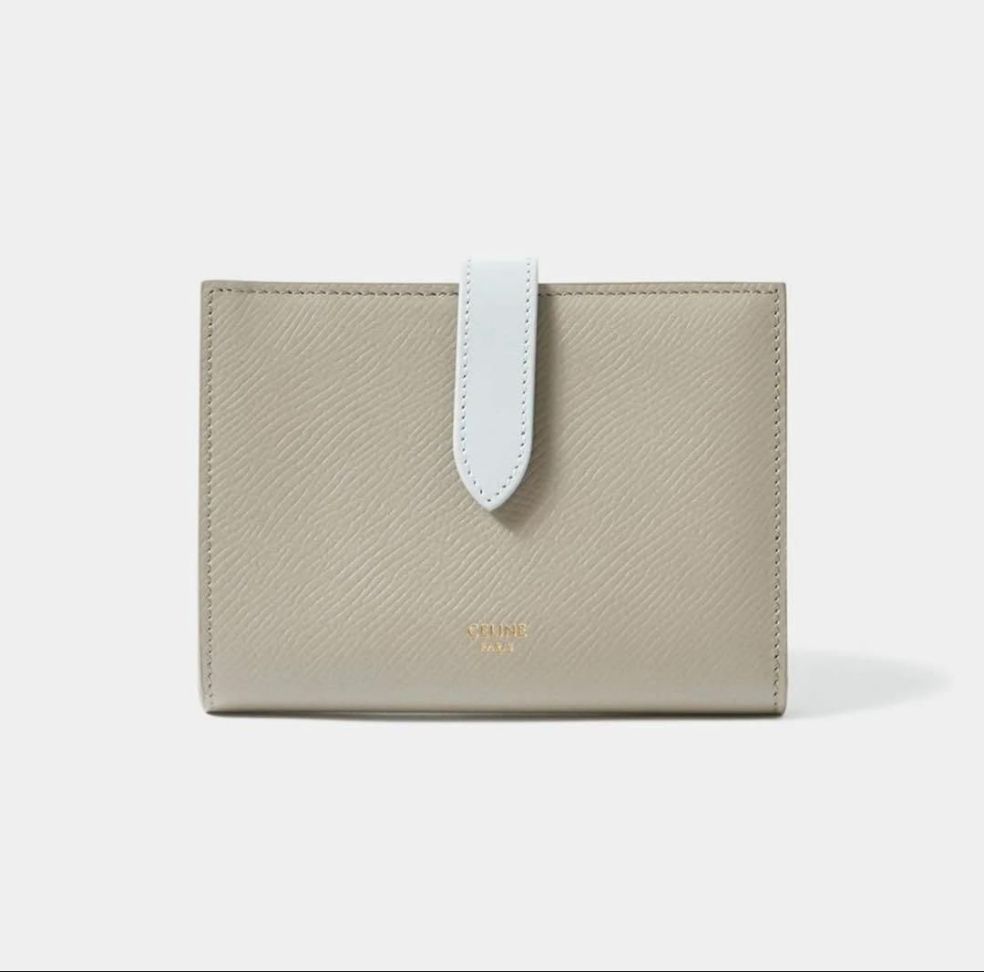 【美品　箱付き】セリーヌ ミディアム ストラップ ウォレット