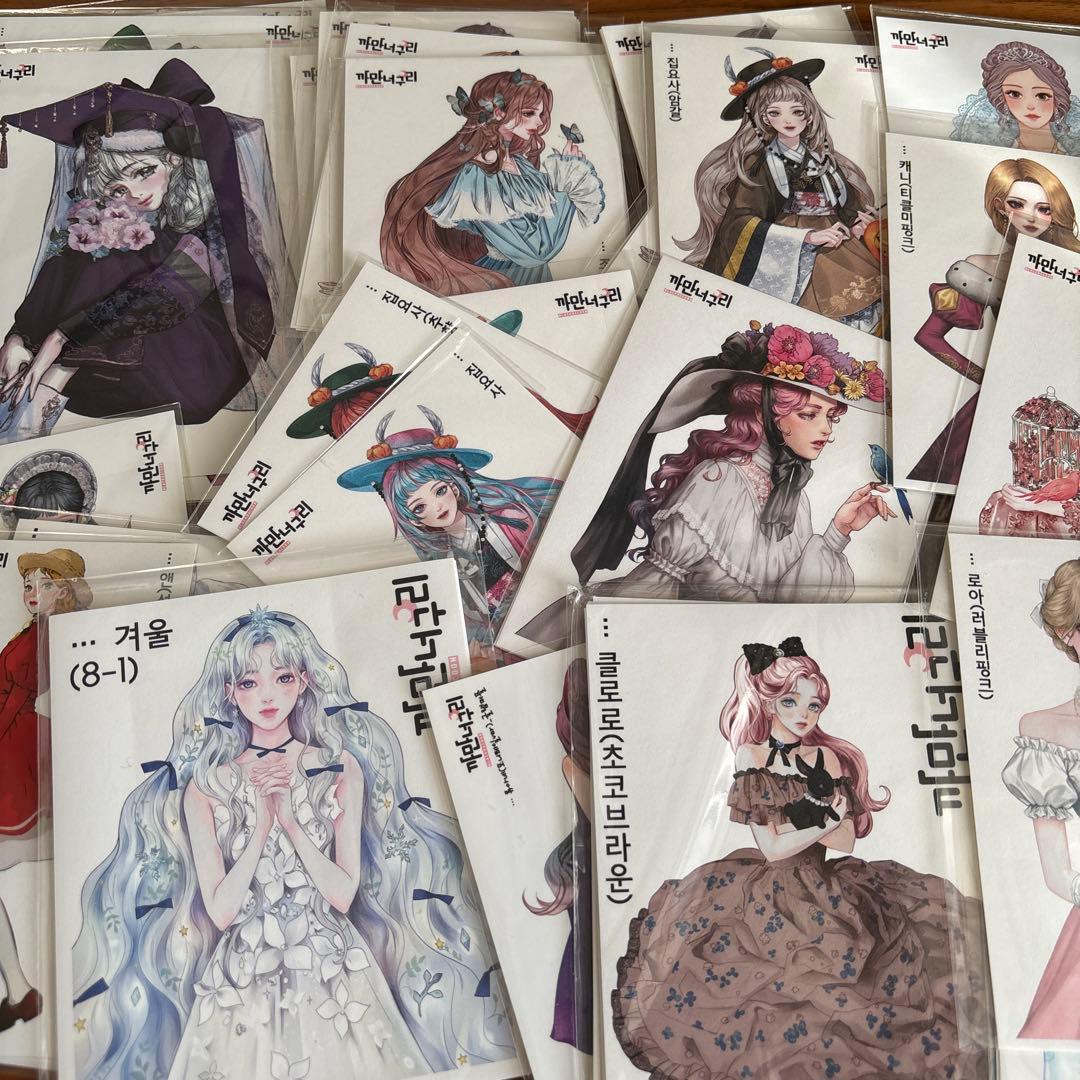 【処分価格】　人物/装飾ステッカー　ブリキ缶ケース　まとめ売り　80サイズ